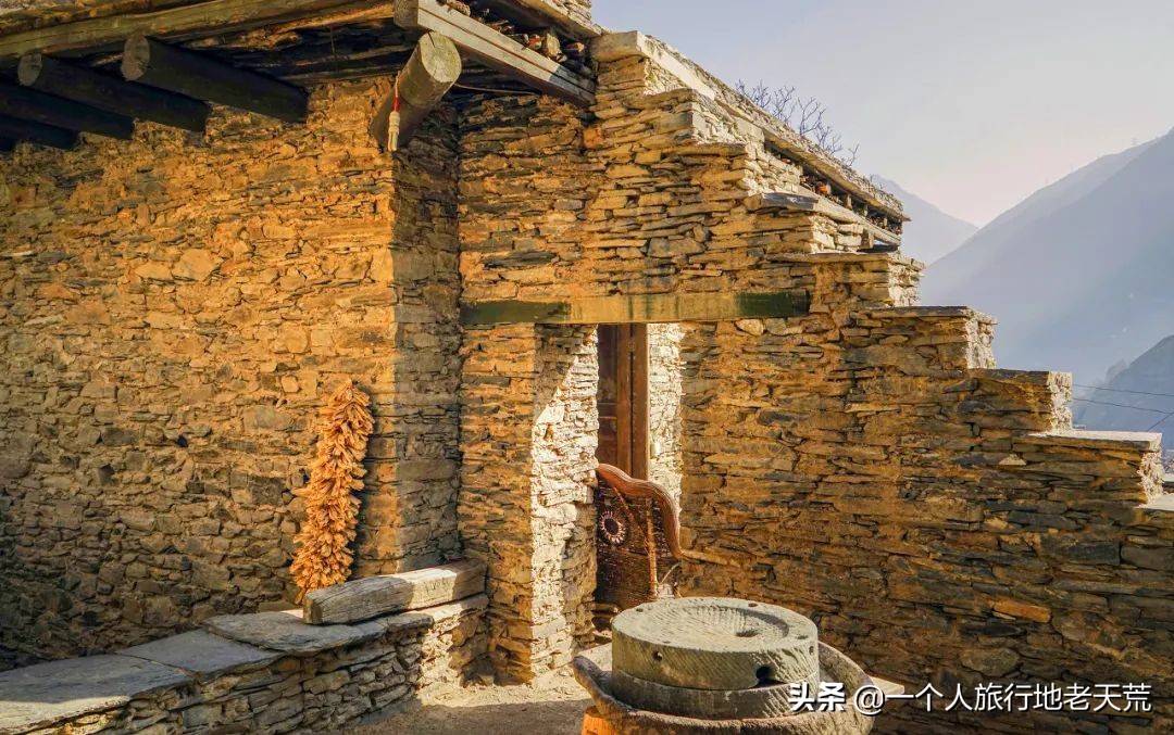 忽然想去自驾游了,想去川西看星空