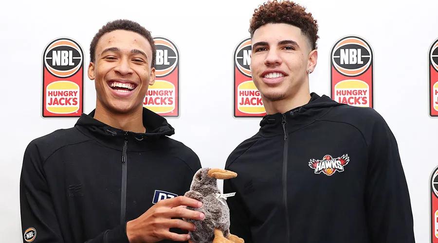 周琦与刘传兴,周琦与刘传兴合照