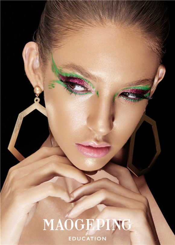 化妆师工作时间和收入,化妆师工作稳定吗