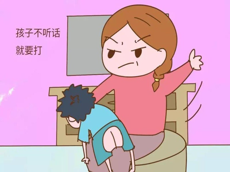 7岁男孩后脖颈长了个凸起的包,7岁男童脖子那有个疙瘩是喉结么