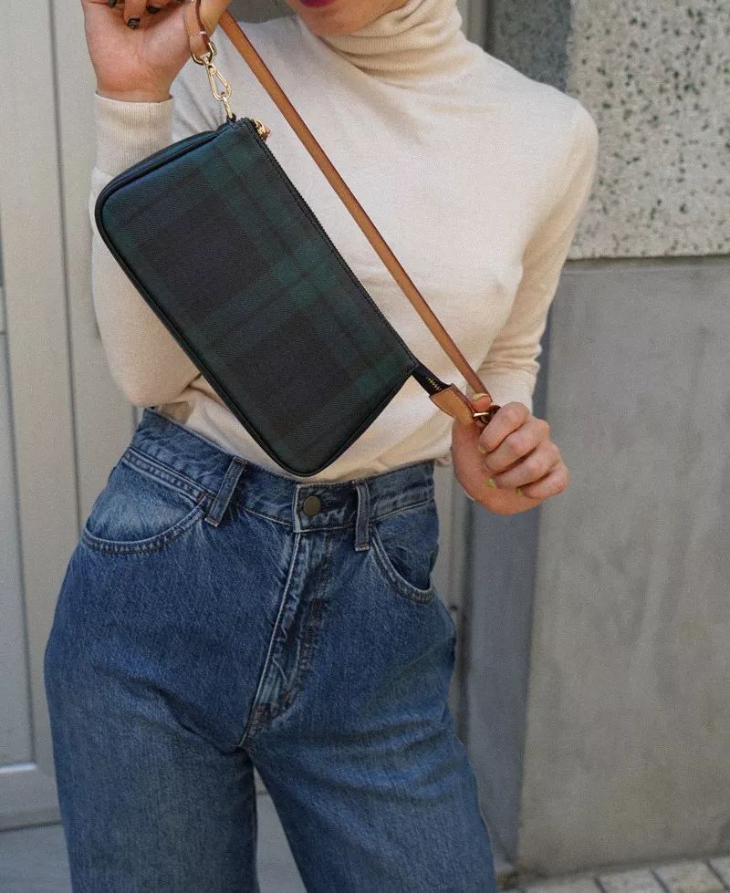 小众设计感经典百搭腋下包,今年最流行的百搭腋下包