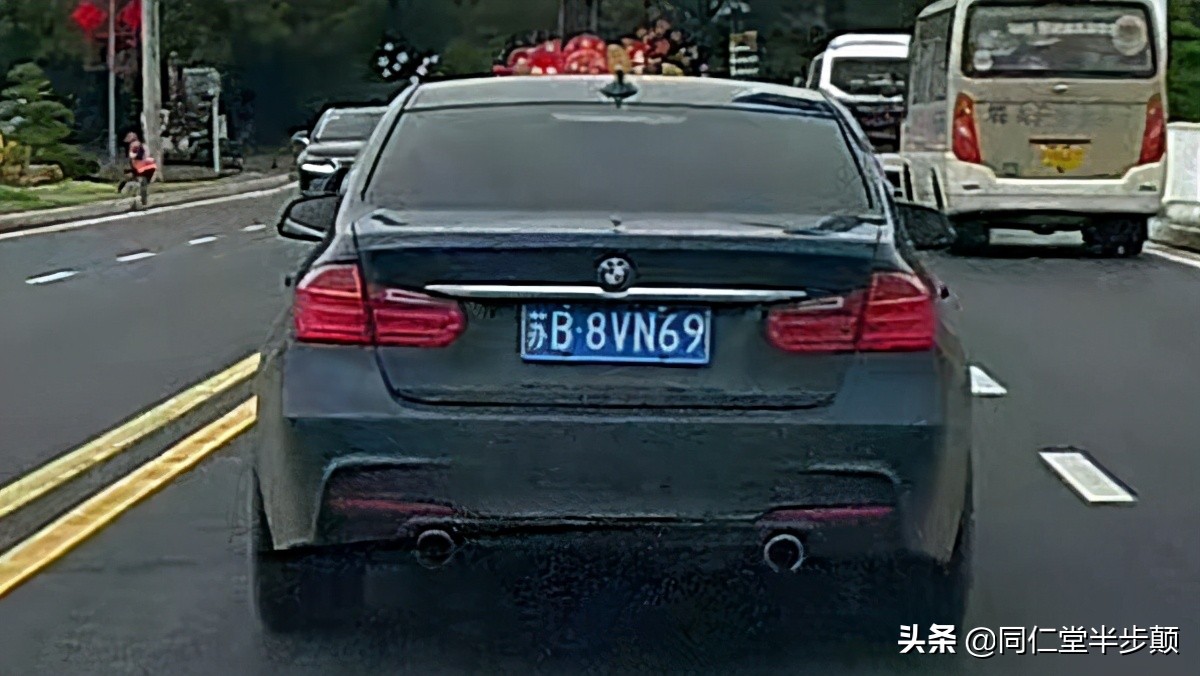 特斯拉事故全损车解锁,特斯拉事故前一分钟行车数据