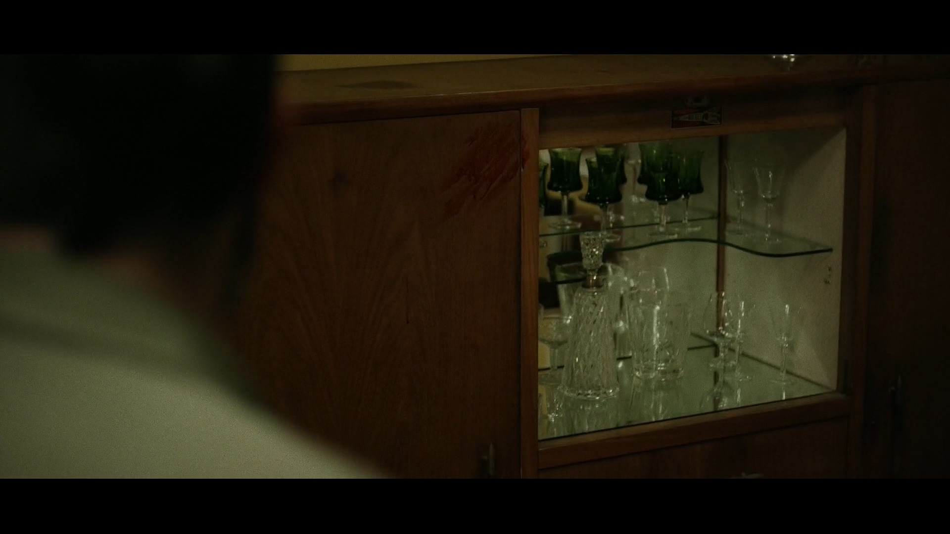 邻居天天半夜装修,邻居大半夜装修吓到了孩子