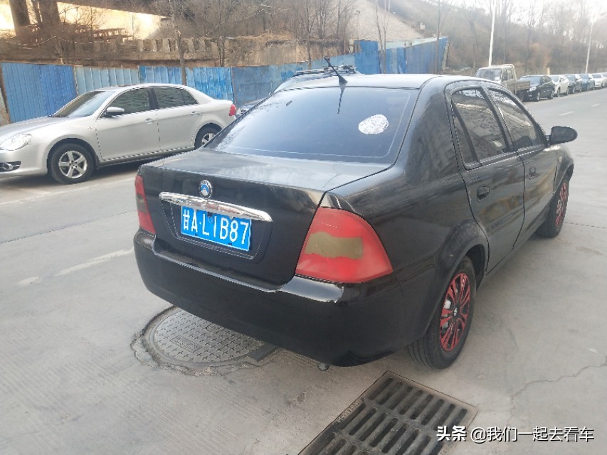 千元车系列,这是辆5500元的吉利自由舰,它不香吗?代步精品