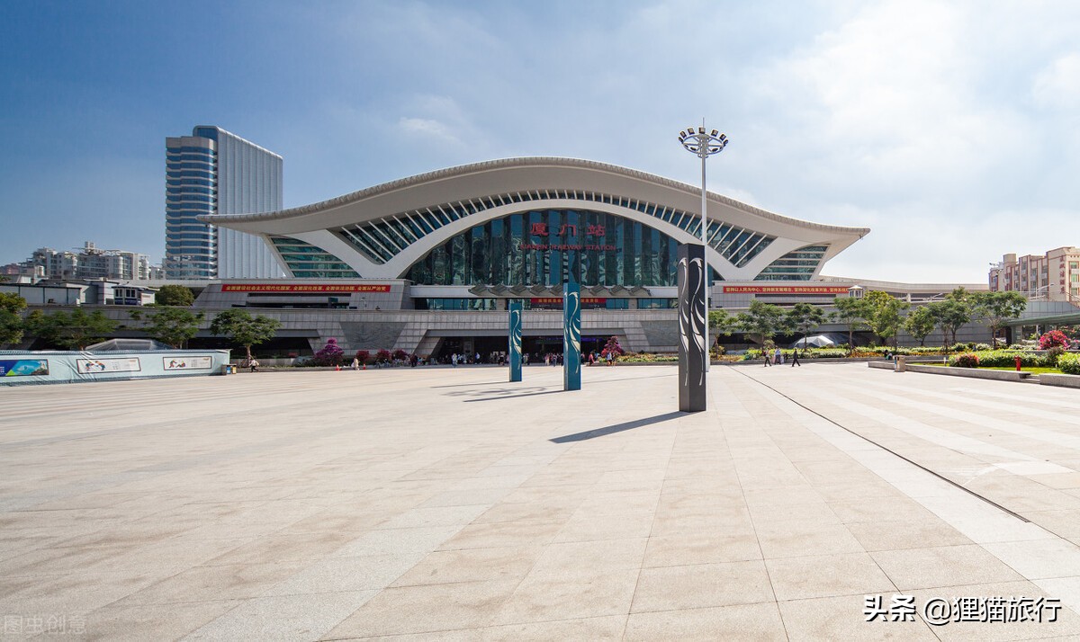 渝长厦高铁线路图，重庆、张家界、常德、长沙、赣州、龙岩、厦门