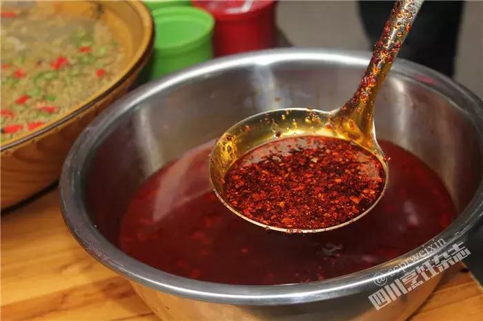 红油辣椒油怎么增香,辣椒红油制作方法用什么油