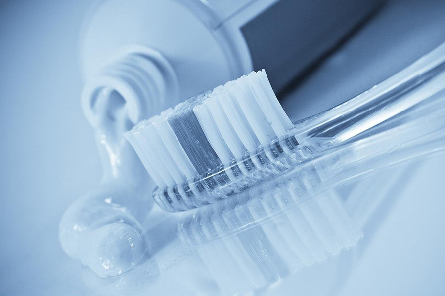 白板记号笔弄在手上怎么才能去除,如何去除白板上记号笔字迹