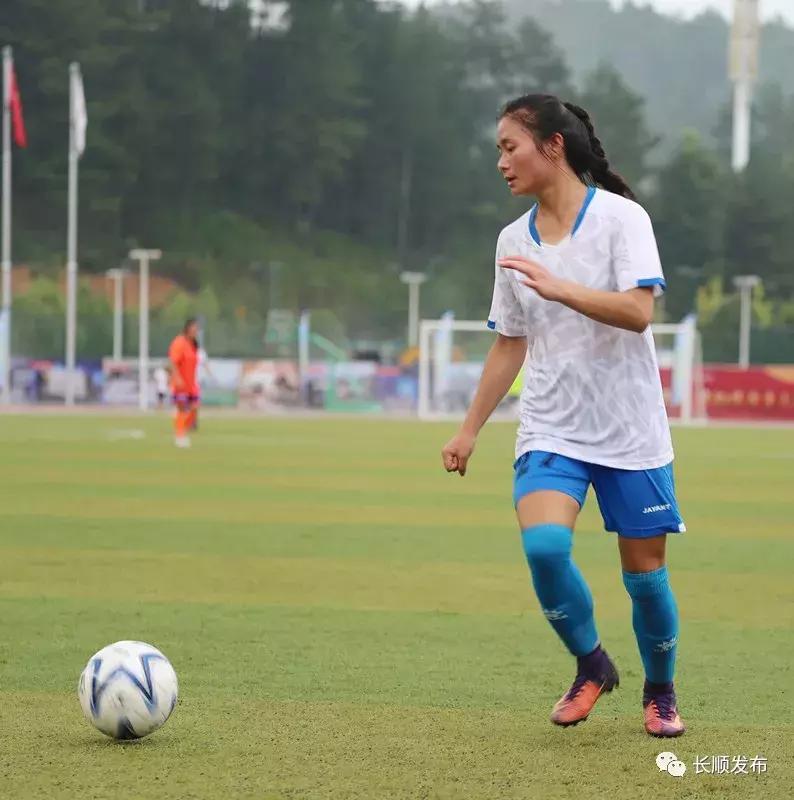 铿锵玫瑰女足亚洲杯,铿锵玫瑰中国女足亚洲杯夺冠