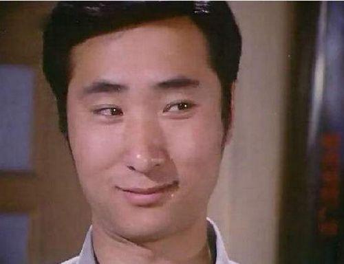 颧骨高的高级美,颧骨高很高级