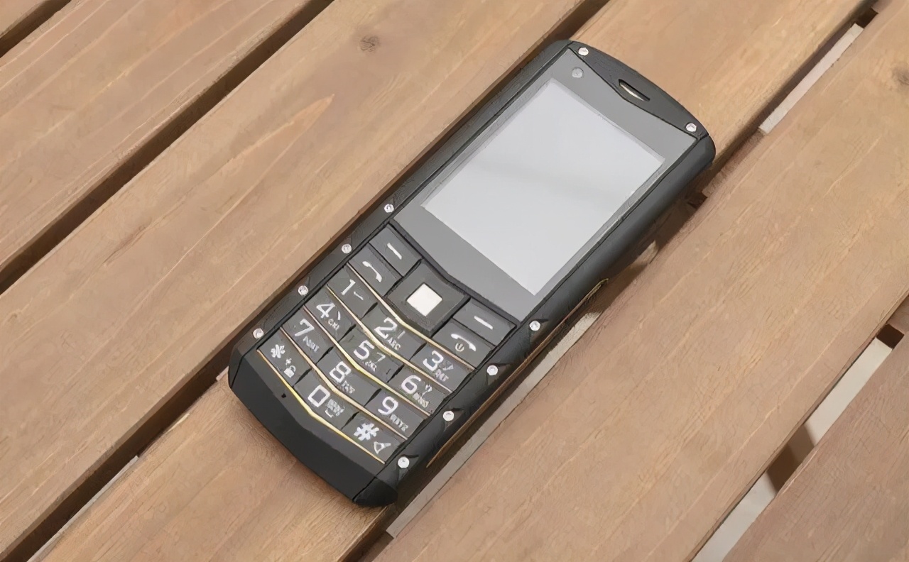 老人可视频通话机,agmm9老人机测评