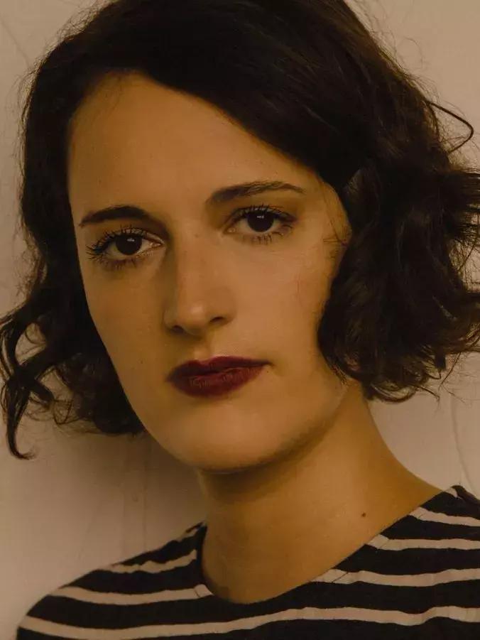 这个有着“超模脸”的英伦玫瑰，居然是个谐星？