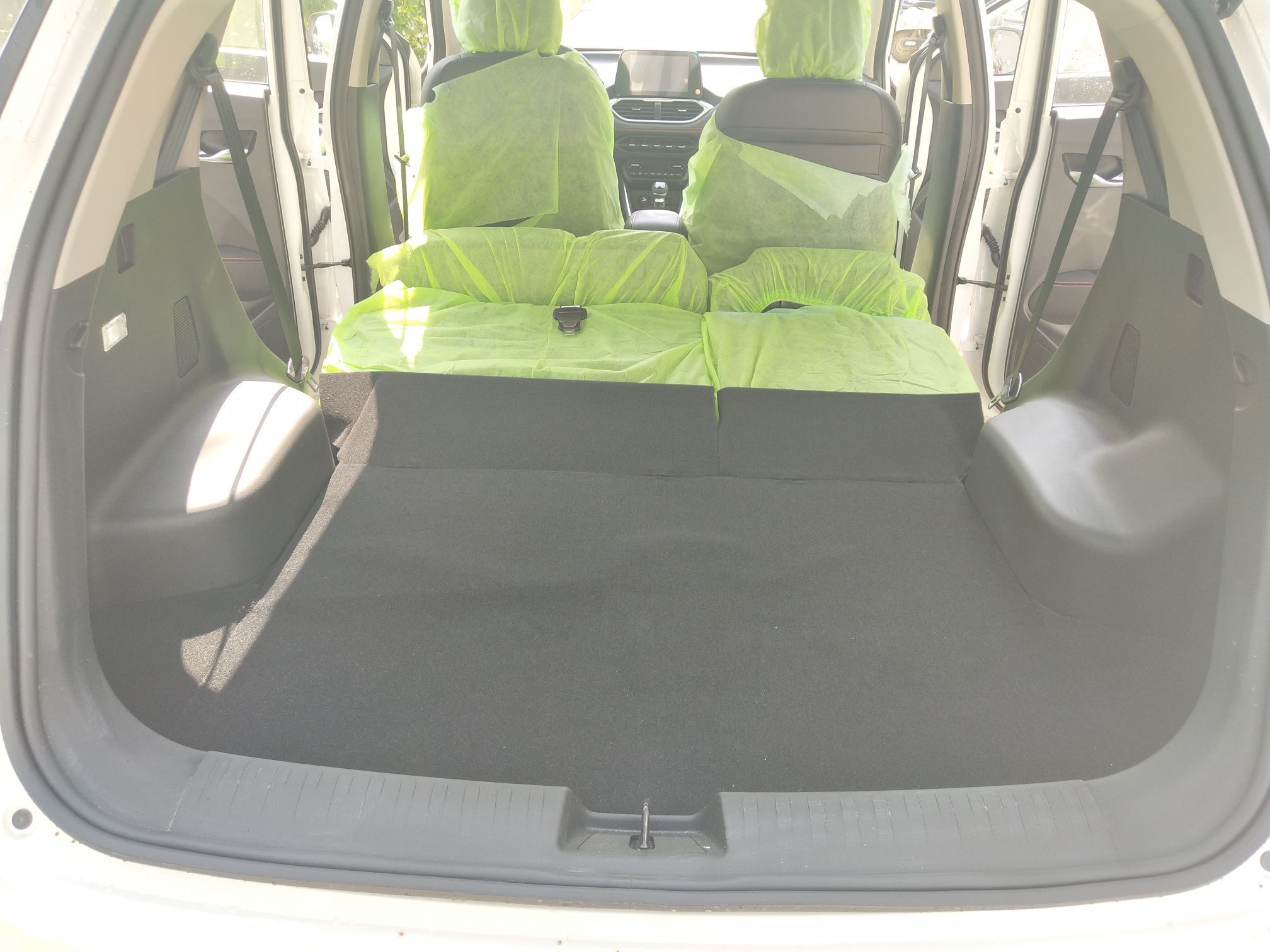 90后小伙喜提保时捷车,小伙喜提510