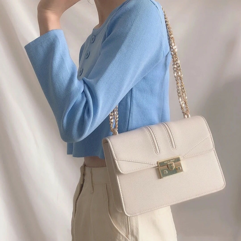 小ck新款包包穿搭,小ck的包包哪款最好看