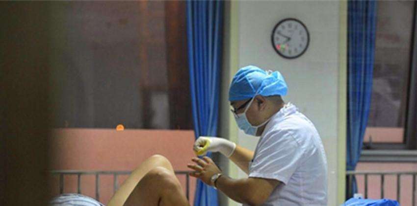 产科男医生越来越多，产妇有苦说不出，但他们这3个优势不得不服