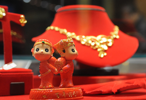 男性入赘是否需要给女方彩礼,入赘需要给男方聘礼吗