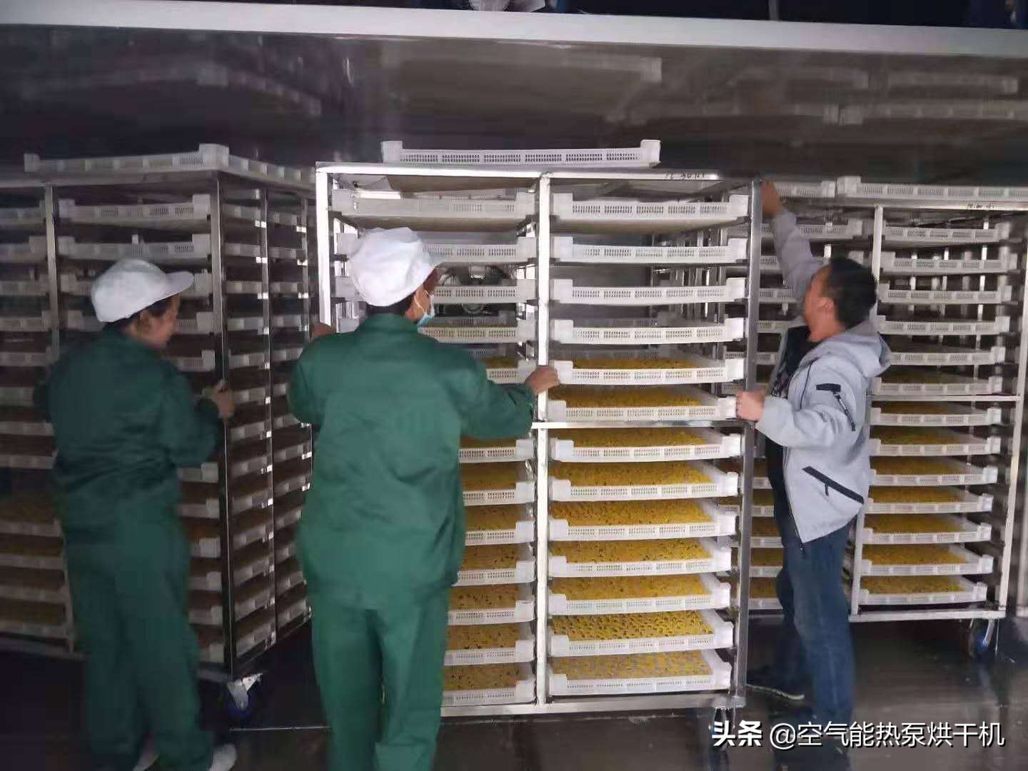 空气能烘干机工作原理视频,食品热泵烘干机原理