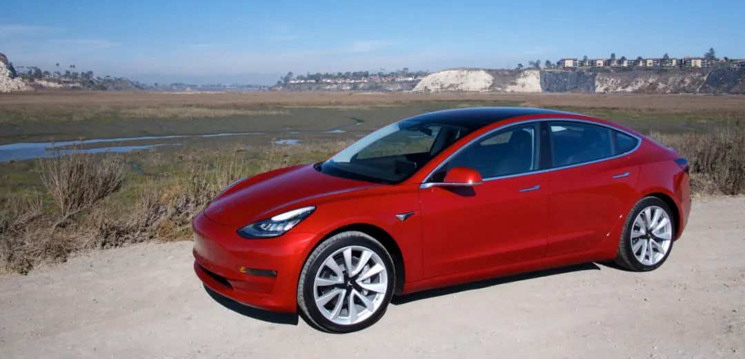 车门不带框，颜值往上飙，这4款车跑车范十足，入手不到30万