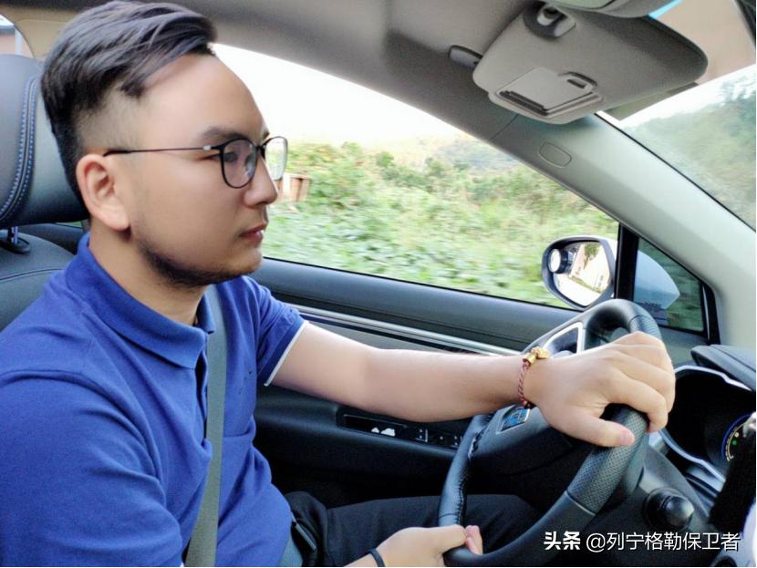 用车技巧起步,电动汽车如何驾驶省电