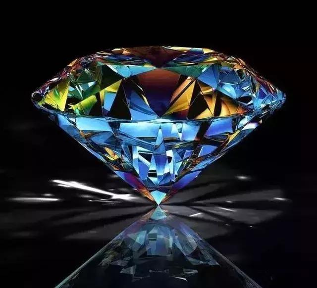钻石的原石原来长这样,钻石的原石是特别的轻又硬