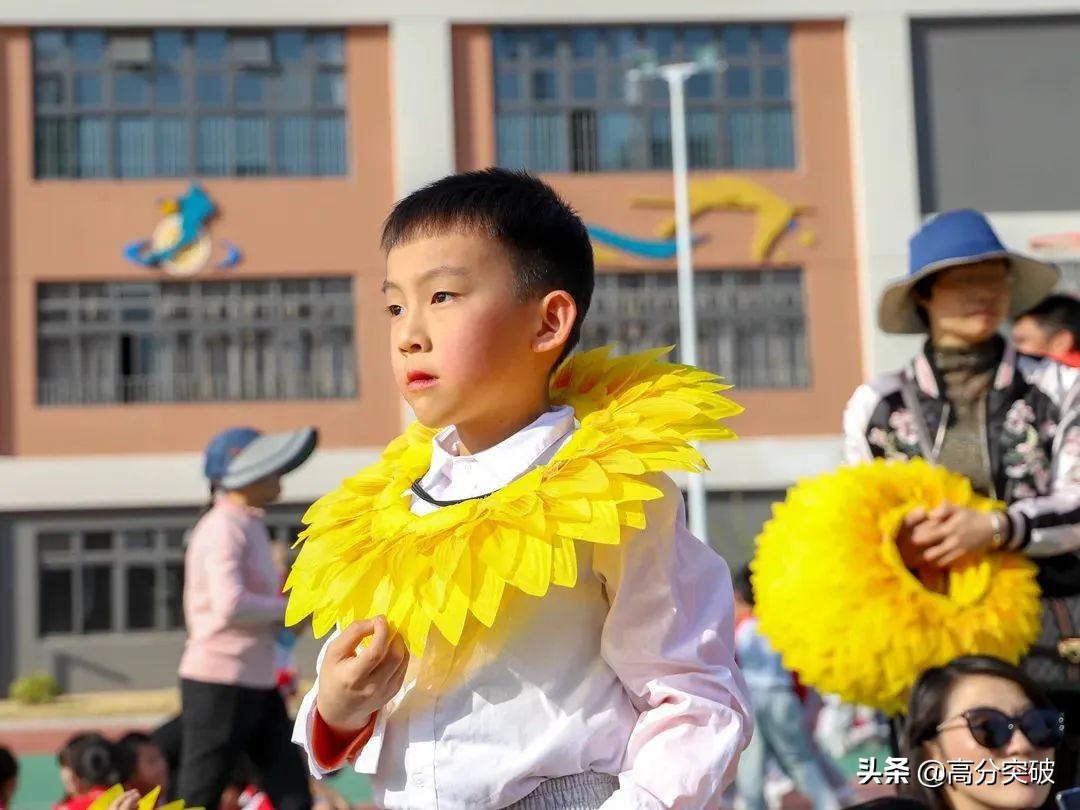 开学复课进行时,开学季告别暑假回归校园