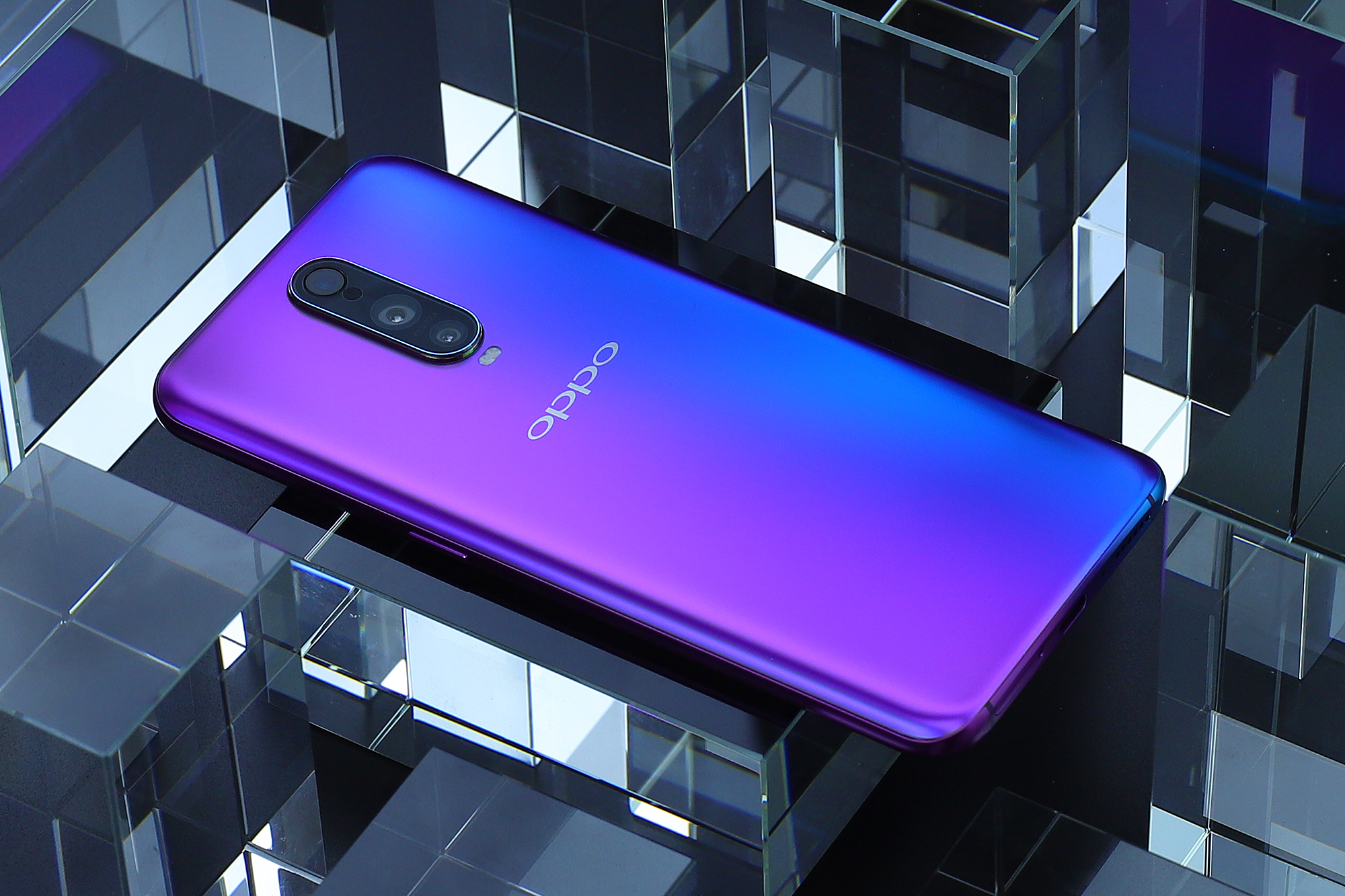 8gb内存跟16gb内存手机区别,手机内存12gb和8gb差别大吗