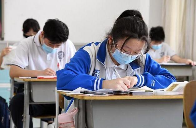 正确的跑步姿势中考,体育中考跑步技巧