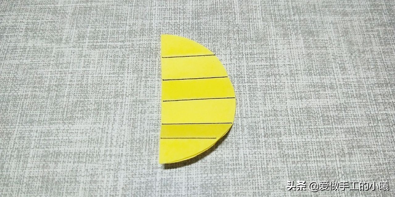 菠萝笔筒折纸图片大全,如何让折纸小菠萝卡住