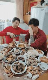 刚从后院挖出来的,大家帮我鉴定一下,我是不是要发财了?