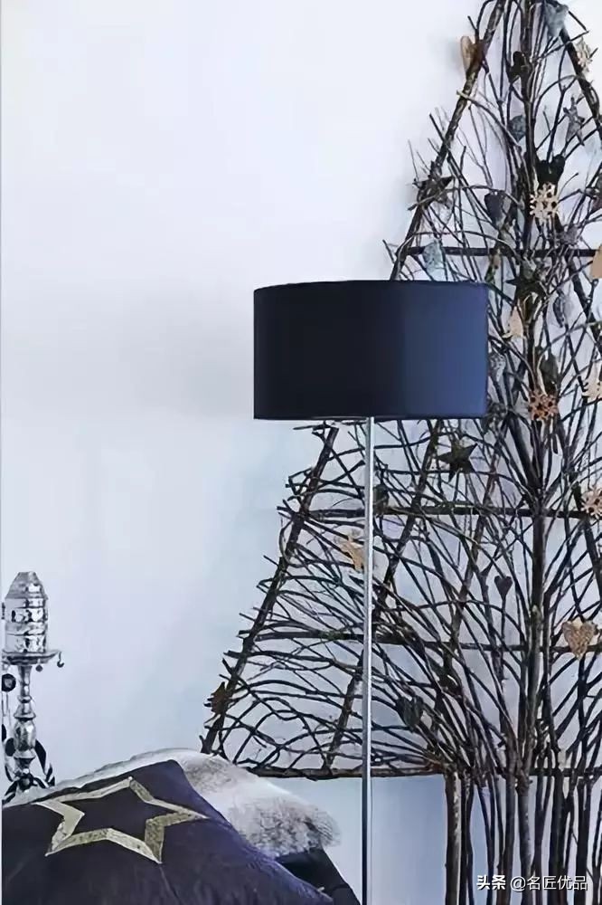 枯木再逢春老树发新芽,枯木再次逢春