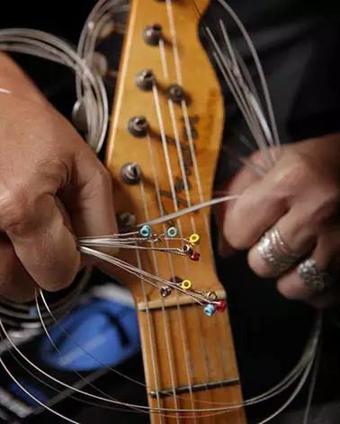 吉他新手推荐什么吉他音色好,吉他学习后怎么提高自己