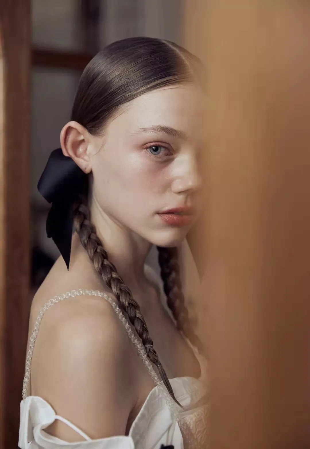 女生头上有东西,女生头上小饰品