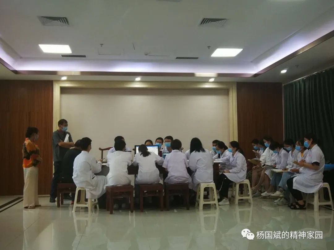 中不中歌词,中不中中的由来