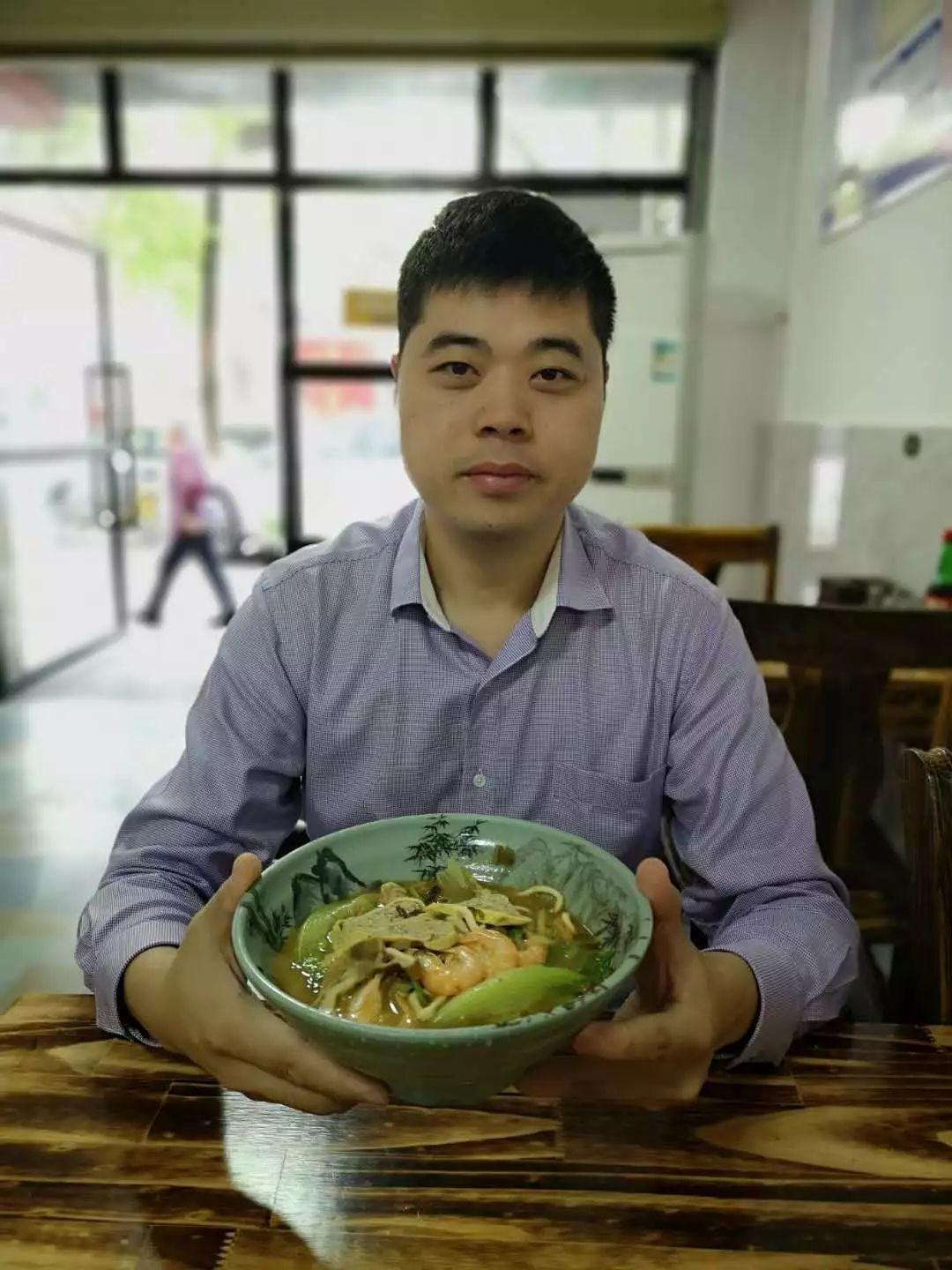 三都老傅手工打面,朱记手工打面