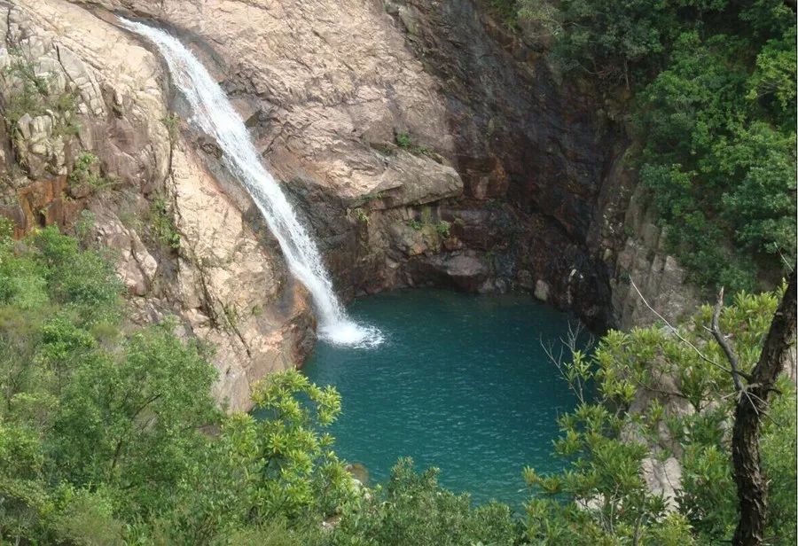7月7日山间一潭水,悠游无夏日,狮子头莲花坑溯溪游泳开炉腐败