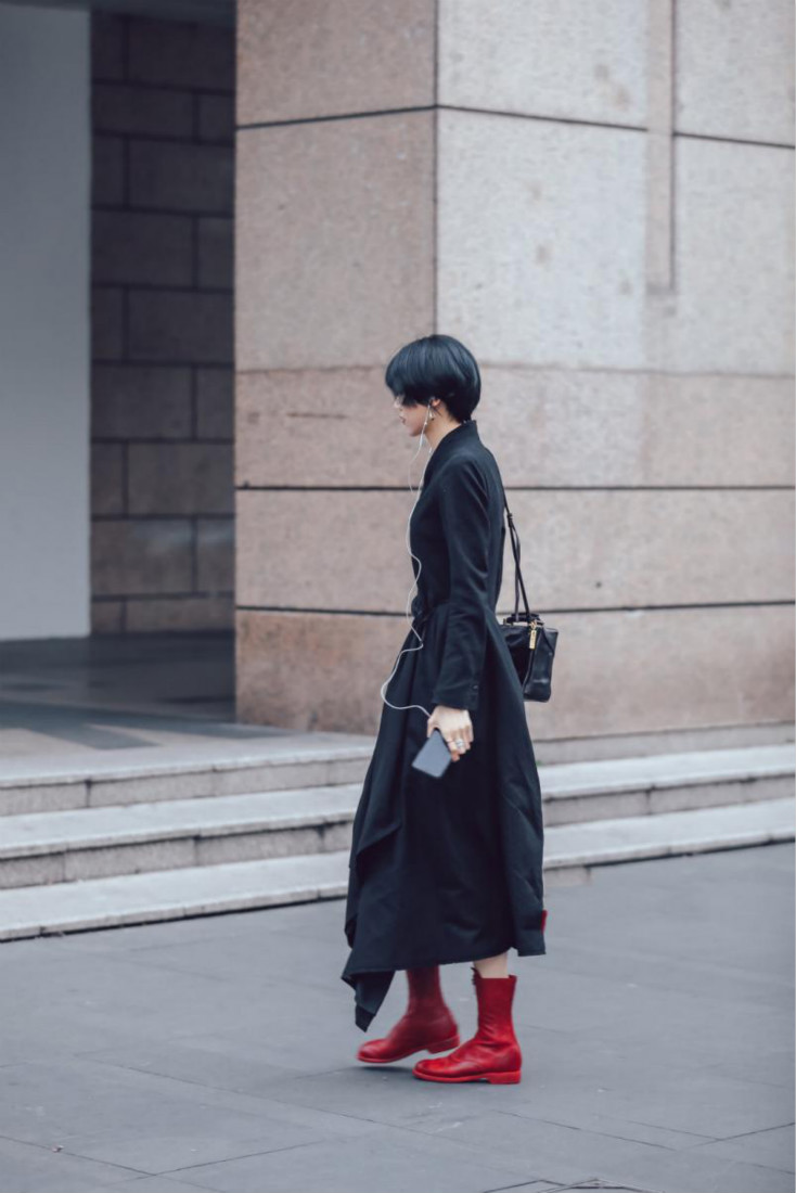 即将到来的春季风衣可以这样搭,选对了这几款风衣怎么穿都好看