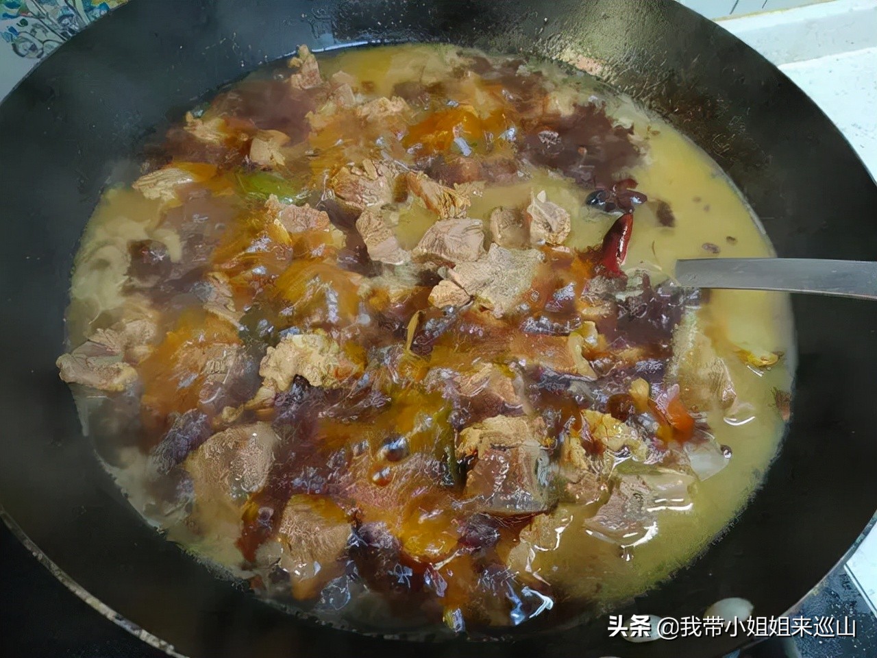 炖牛肉为什么会烂糊,炖牛肉为什么硬