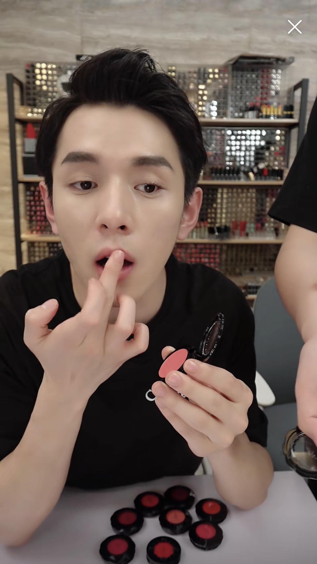 李佳琦力荐的平价口红,用后持久滋润不拔干,效果碾压“阿玛尼”