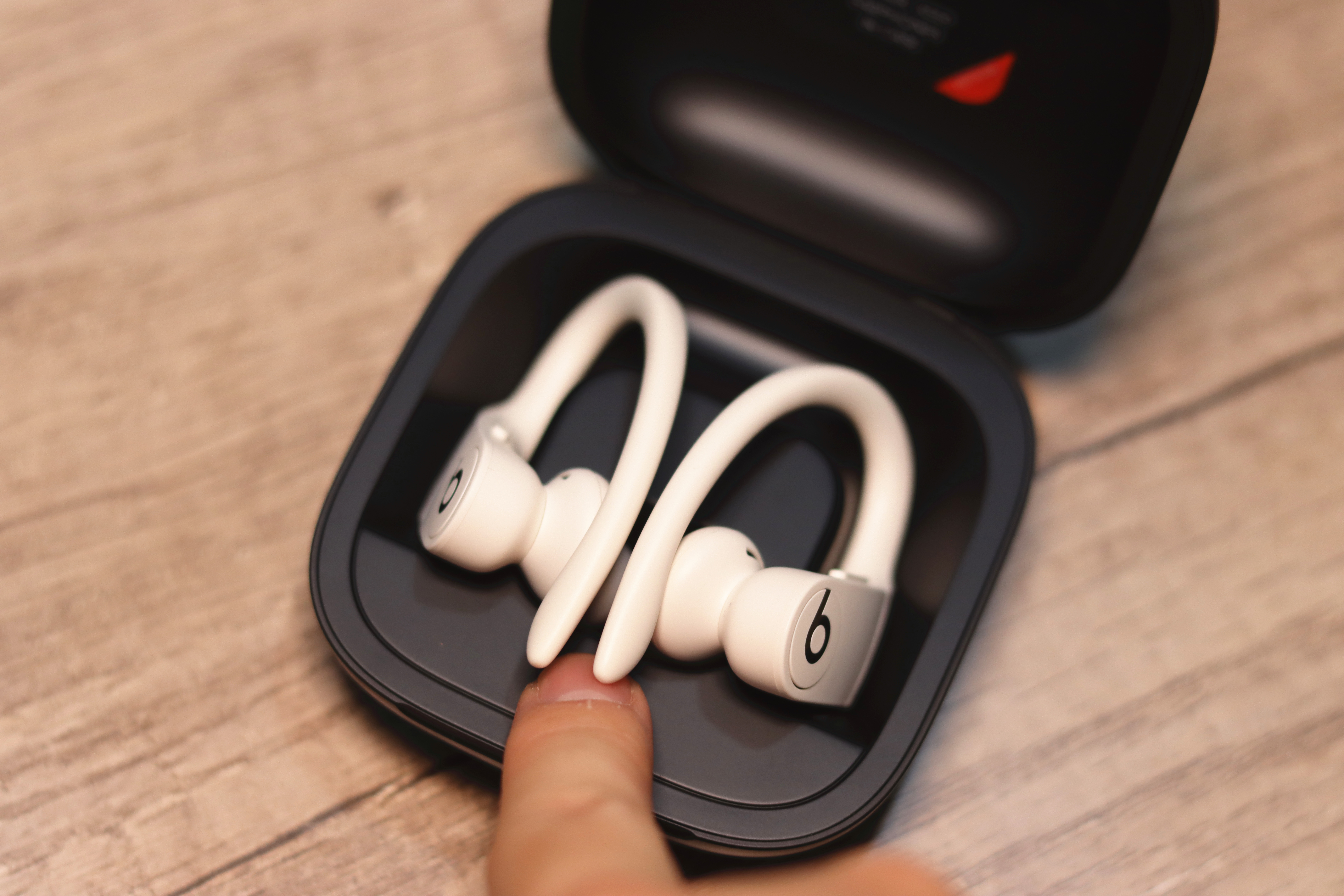 beatspowerbeatspro上手体验,beatspowerbeatspro沉浸式开箱