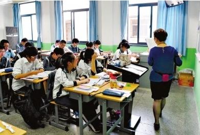 在上海一般多少名次能上211大学,上海的211大学多少分能考入