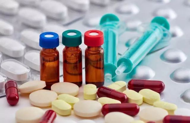 面肌痉挛右眼皮跳北京哪里治疗,眼皮一直抽搐跳动的原因面肌痉挛