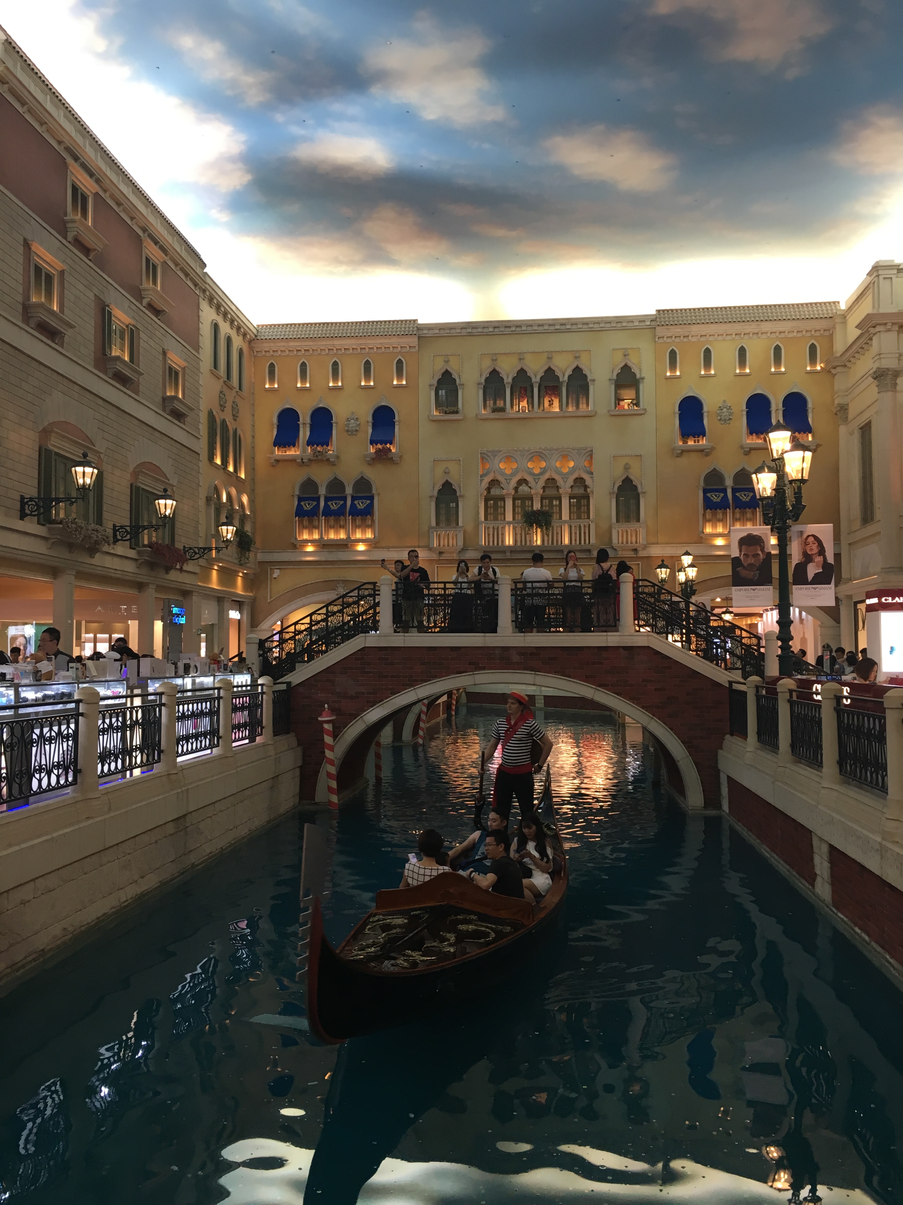 到澳门自由行攻略,澳门到底有多纸醉金迷