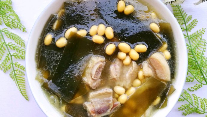 薏米绿豆海带冬瓜猪骨汤,赤小豆绿豆莲藕猪骨汤祛湿