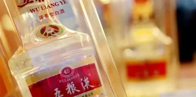 这几款“粮食酒”给真正懂酒的人，入口醇香好喝不贵，待客倍有面