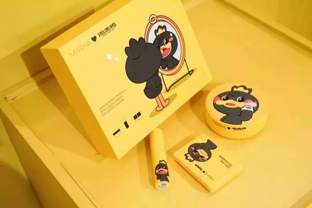 秀色可餐的彩妆吃货必备,唯美食与美景不可辜负