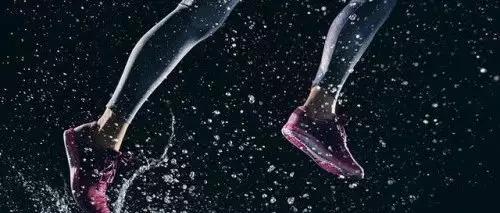 脚跟痛不要再让骨刺背黑锅了,足跟骨刺痛一招教你解决