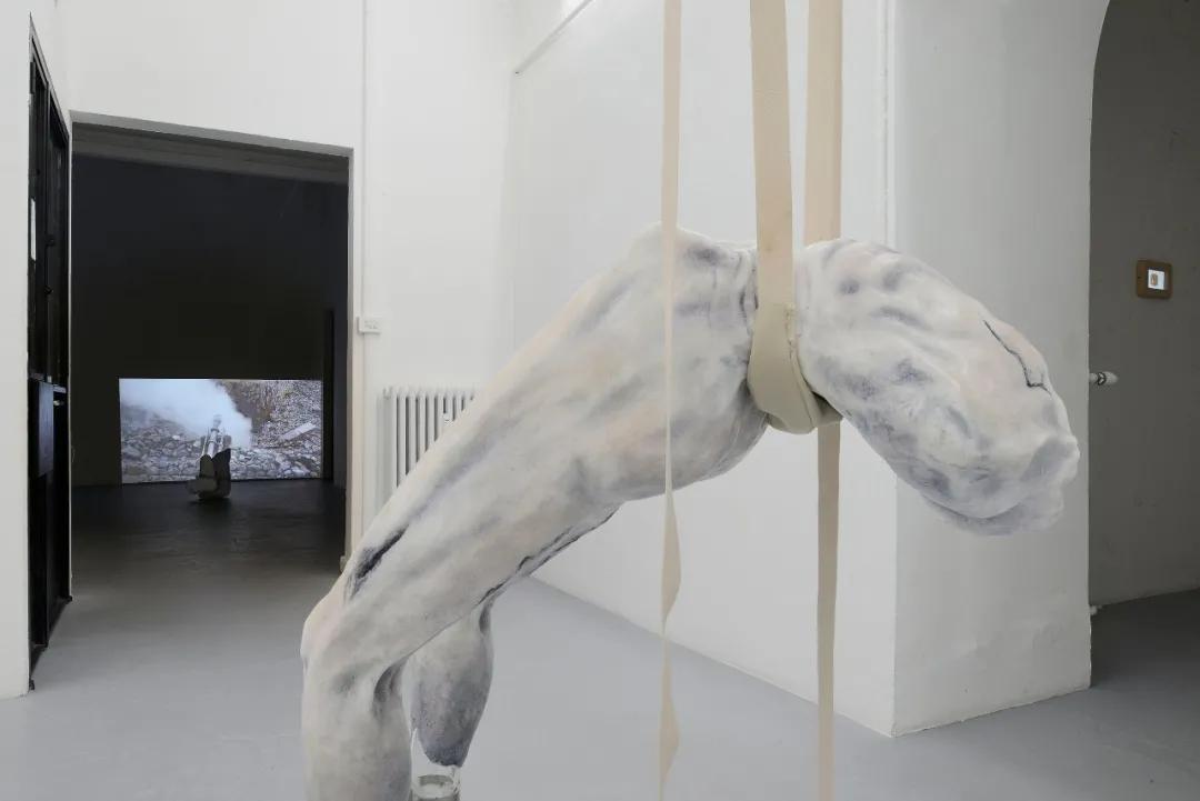 伊万娜,伊万娜吉他