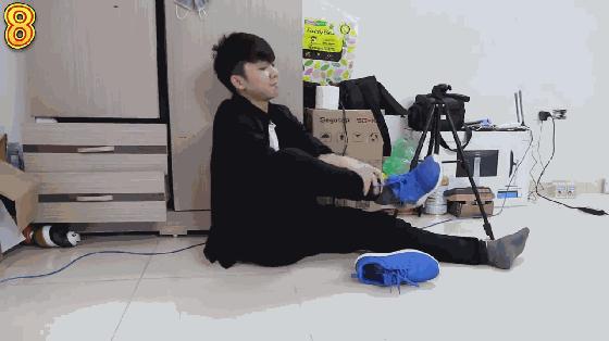 网球鞋污渍怎么清理,白网球鞋脏了怎么变白