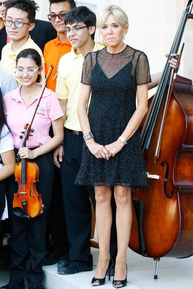 布丽吉特照片30年前,67岁布丽吉特近照曝光