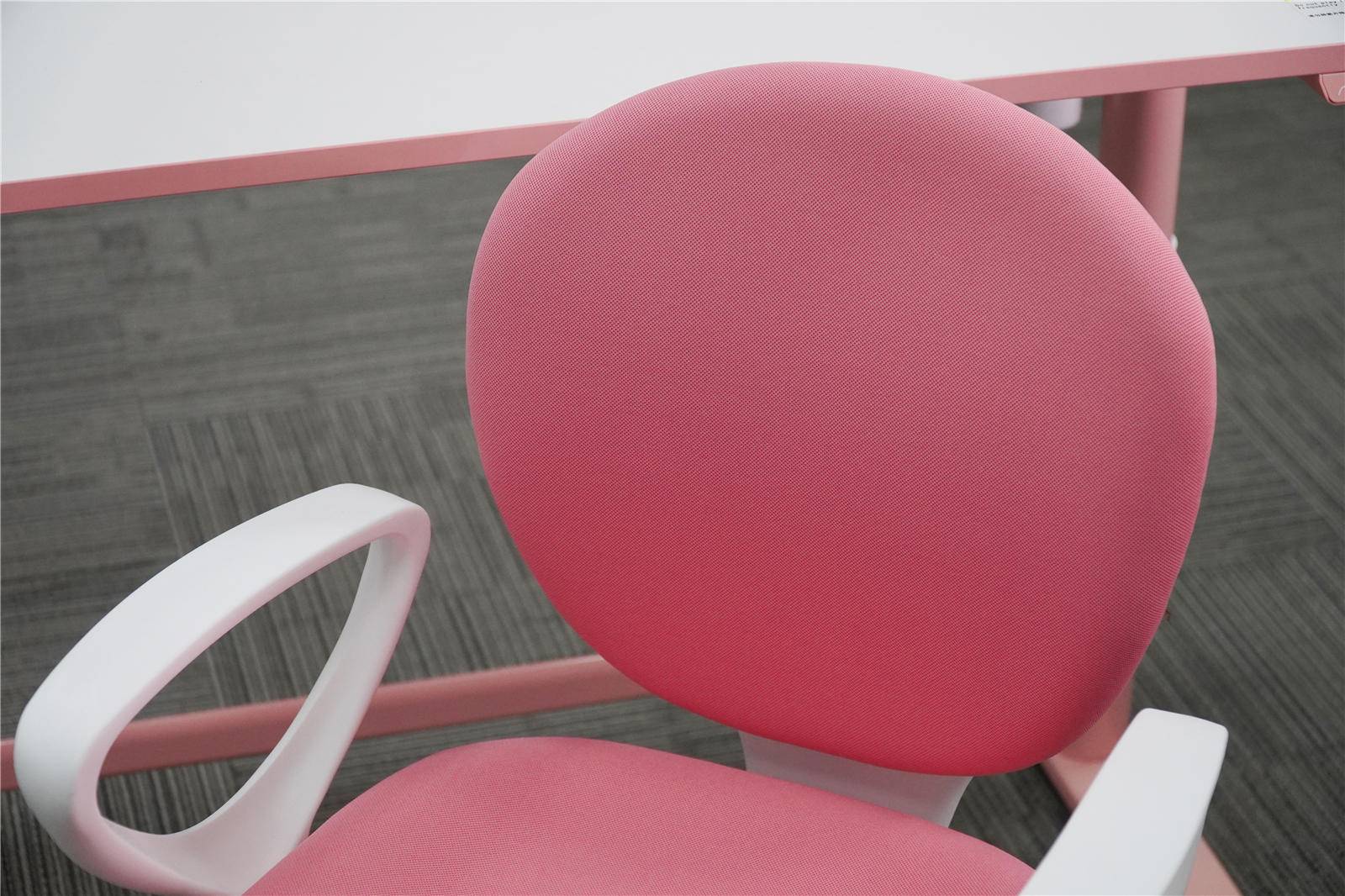 乐歌ec1学习桌安装,乐歌升降桌ec1怎么样