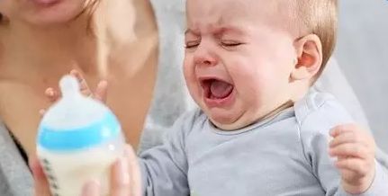 宝宝突然厌奶又嗜睡,宝宝突然厌奶怎么回事